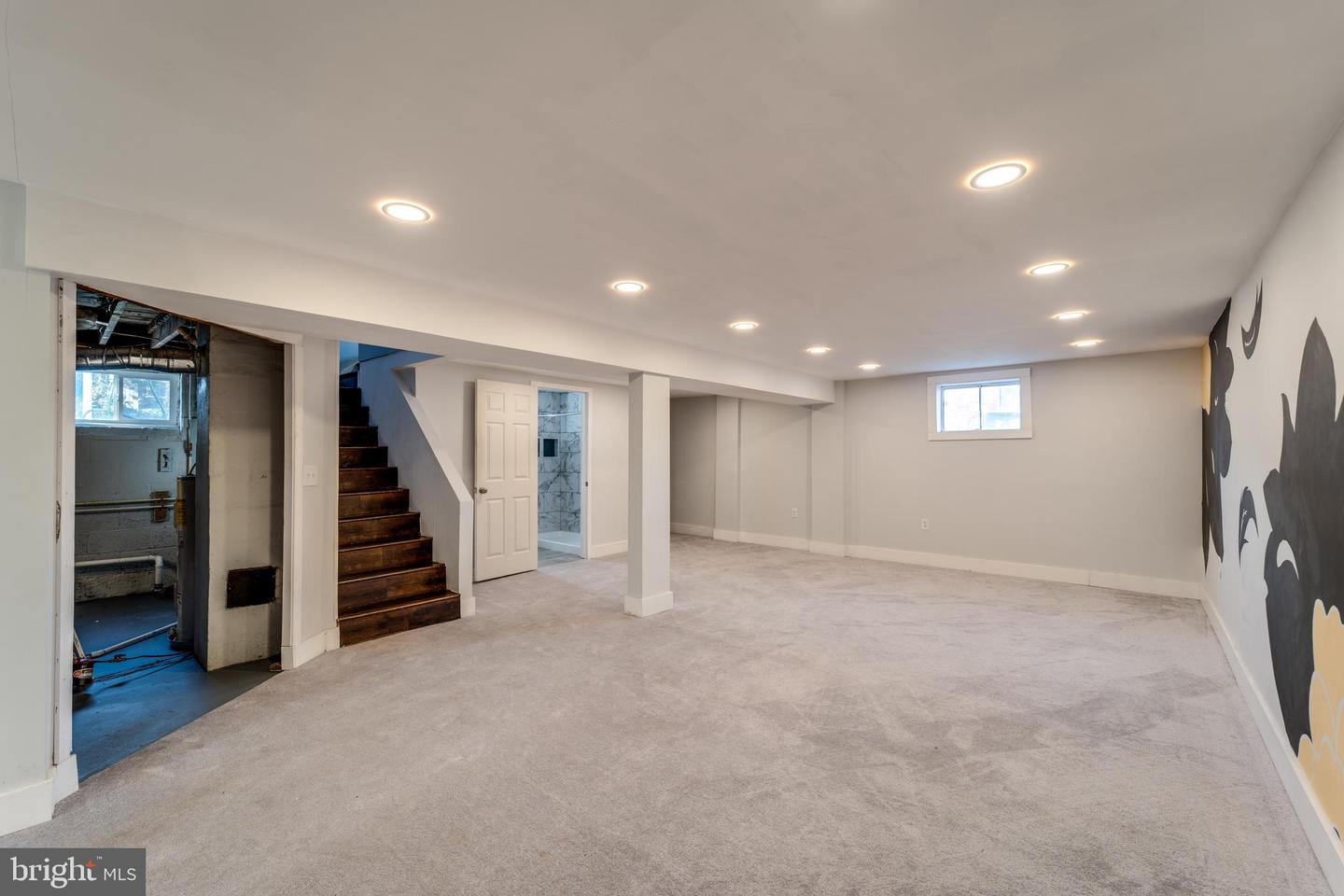 15910 CREST DR, WOODBRIDGE, Virginia 22191, 3 Bedrooms Bedrooms, ,2 BathroomsBathrooms,Residential,For sale,15910 CREST DR,VAPW2108294 MLS # VAPW2108294