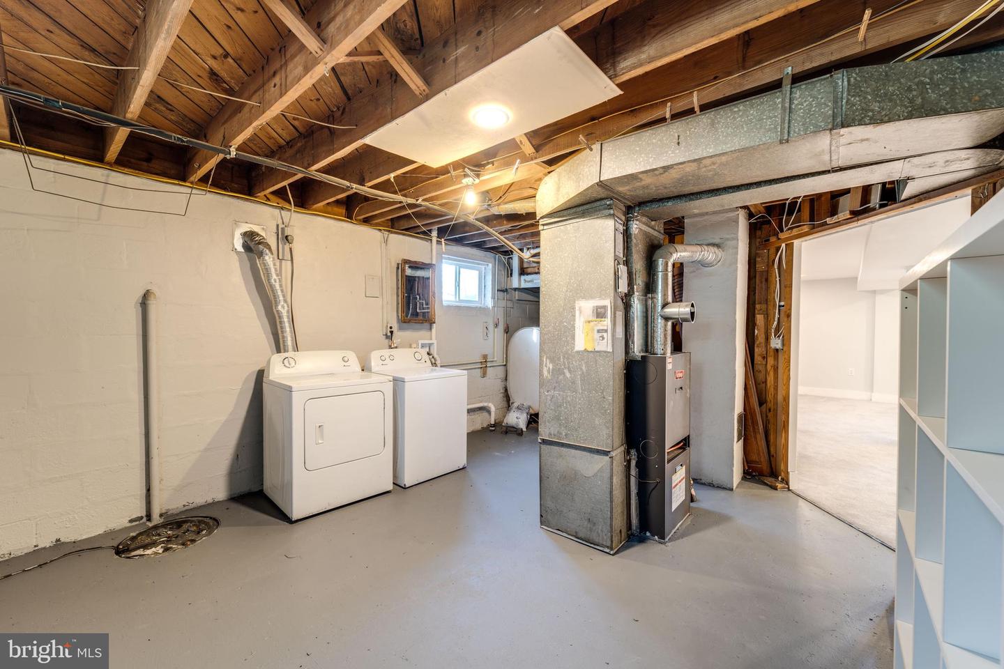 15910 CREST DR, WOODBRIDGE, Virginia 22191, 3 Bedrooms Bedrooms, ,2 BathroomsBathrooms,Residential,For sale,15910 CREST DR,VAPW2108294 MLS # VAPW2108294