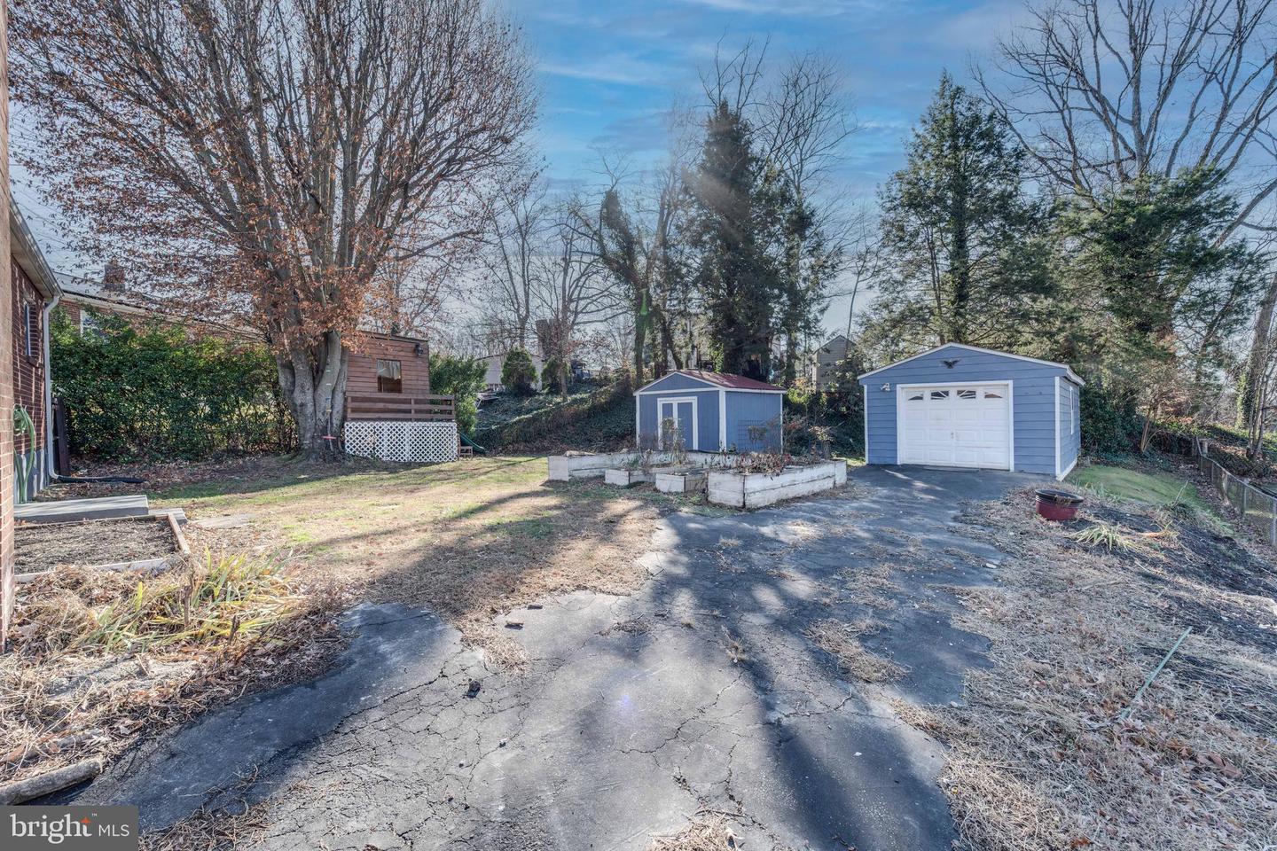 15910 CREST DR, WOODBRIDGE, Virginia 22191, 3 Bedrooms Bedrooms, ,2 BathroomsBathrooms,Residential,For sale,15910 CREST DR,VAPW2108294 MLS # VAPW2108294