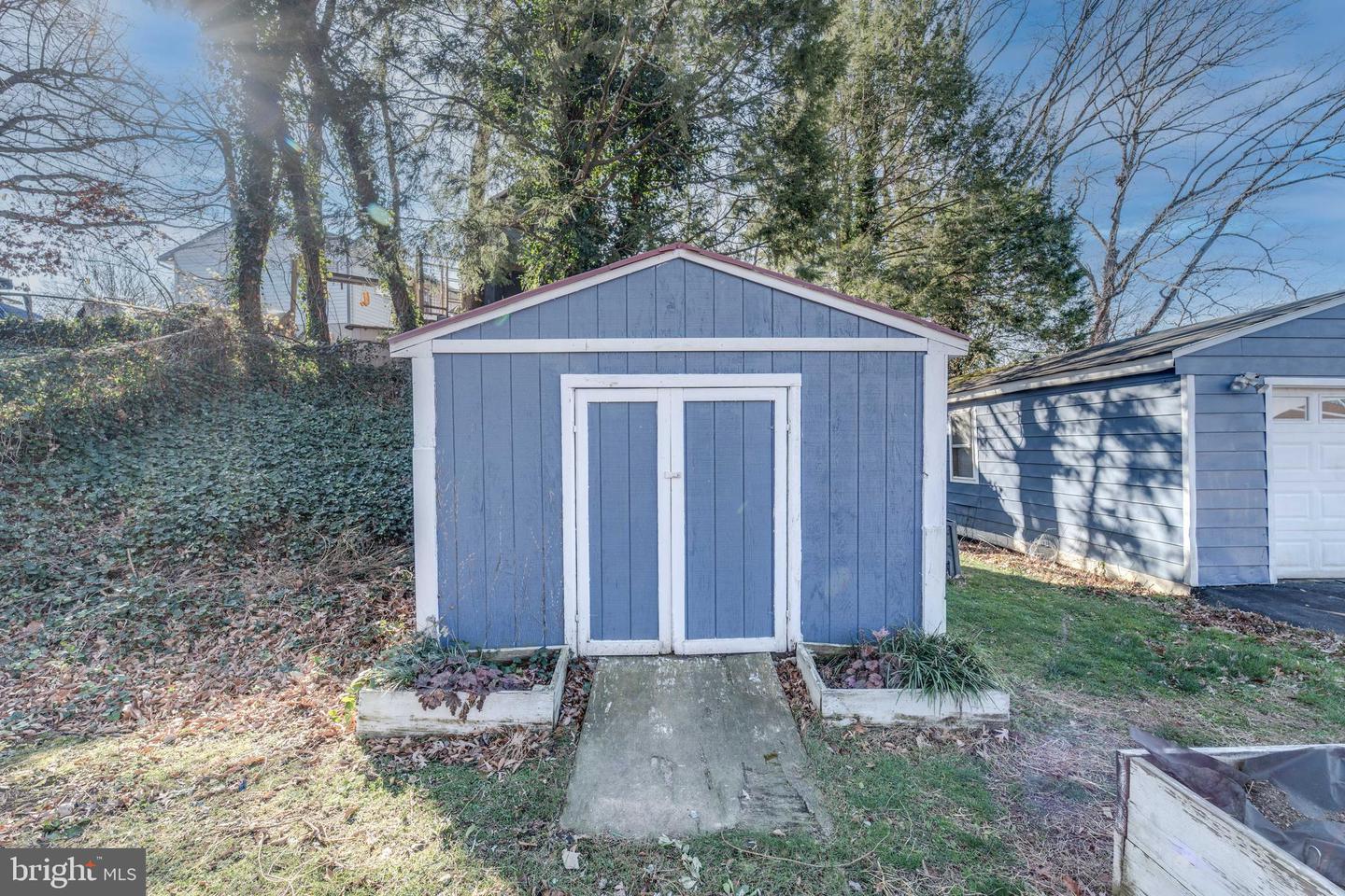 15910 CREST DR, WOODBRIDGE, Virginia 22191, 3 Bedrooms Bedrooms, ,2 BathroomsBathrooms,Residential,For sale,15910 CREST DR,VAPW2108294 MLS # VAPW2108294