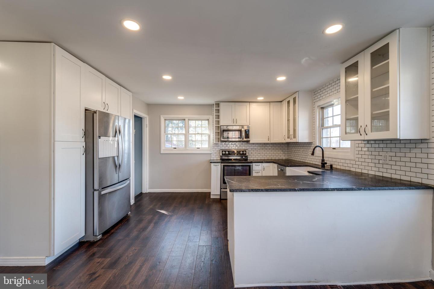 15910 CREST DR, WOODBRIDGE, Virginia 22191, 3 Bedrooms Bedrooms, ,2 BathroomsBathrooms,Residential,For sale,15910 CREST DR,VAPW2108294 MLS # VAPW2108294