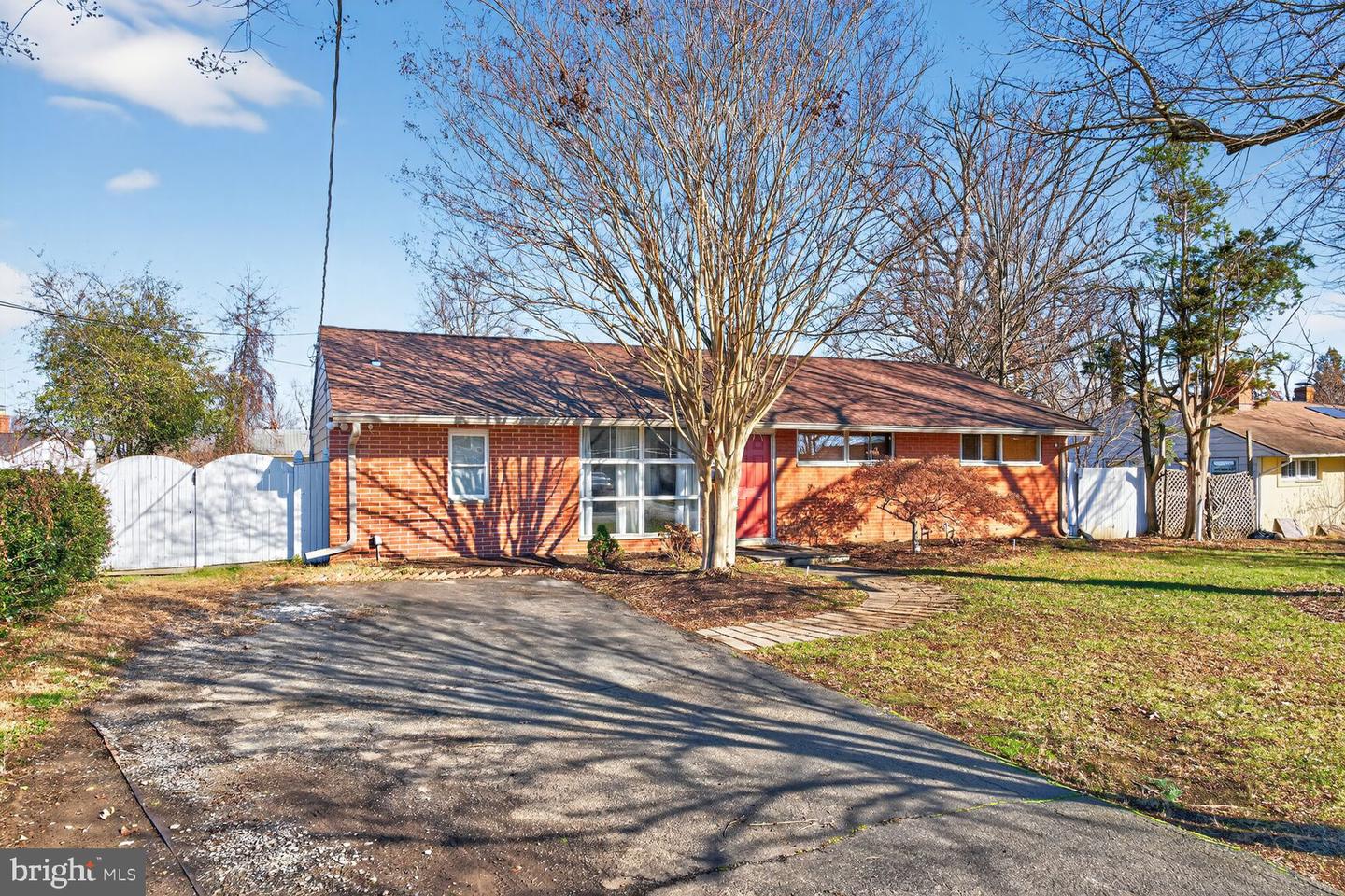 6307 COTTONWOOD DR, ALEXANDRIA, Virginia 22310, 3 Bedrooms Bedrooms, ,2 BathroomsBathrooms,Residential,For sale,6307 COTTONWOOD DR,VAFX2280450 MLS # VAFX2280450