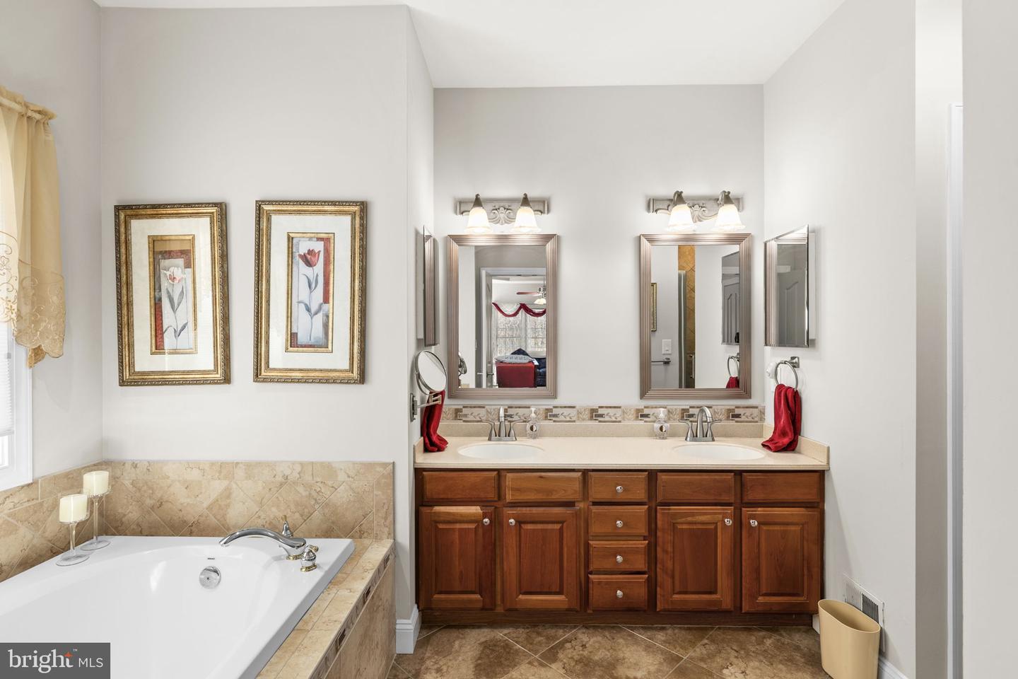 SPOTSYLVANIA, Virginia 22551, 5 Bedrooms Bedrooms, ,4 BathroomsBathrooms,Residential,For sale,VASP2037826 MLS # VASP2037826