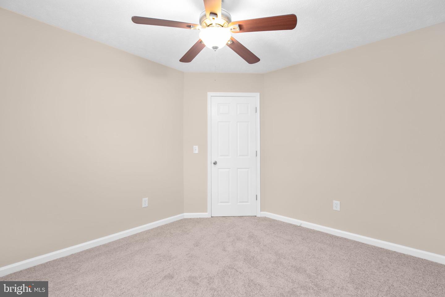 10421 CHESTERWOOD DR, SPOTSYLVANIA, Virginia 22553, 4 Bedrooms Bedrooms, ,3 BathroomsBathrooms,Residential,For sale,10421 CHESTERWOOD DR,VASP2037832 MLS # VASP2037832