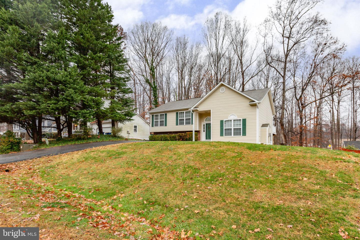 10421 CHESTERWOOD DR, SPOTSYLVANIA, Virginia 22553, 4 Bedrooms Bedrooms, ,3 BathroomsBathrooms,Residential,For sale,10421 CHESTERWOOD DR,VASP2037832 MLS # VASP2037832