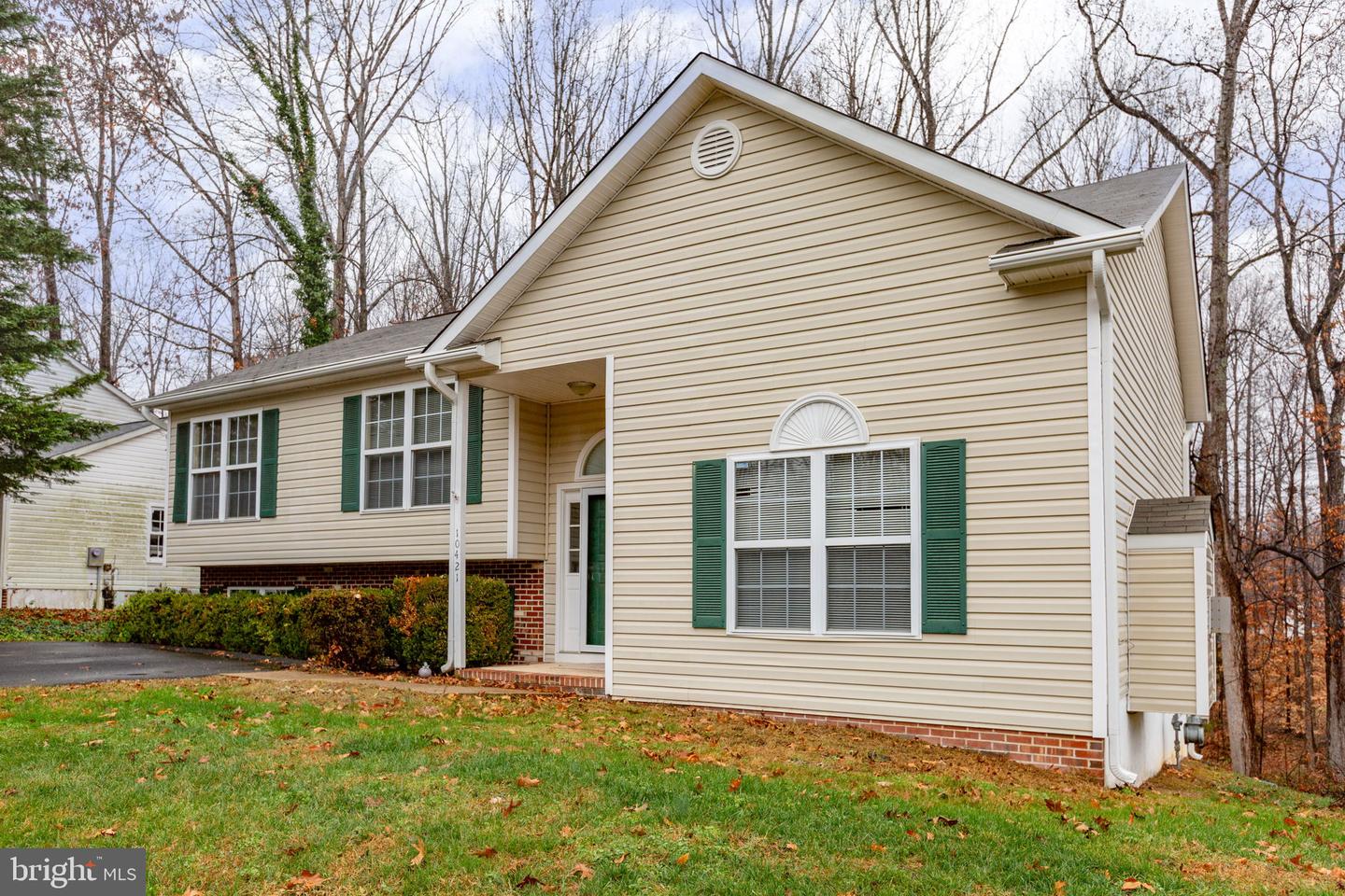 10421 CHESTERWOOD DR, SPOTSYLVANIA, Virginia 22553, 4 Bedrooms Bedrooms, ,3 BathroomsBathrooms,Residential,For sale,10421 CHESTERWOOD DR,VASP2037832 MLS # VASP2037832