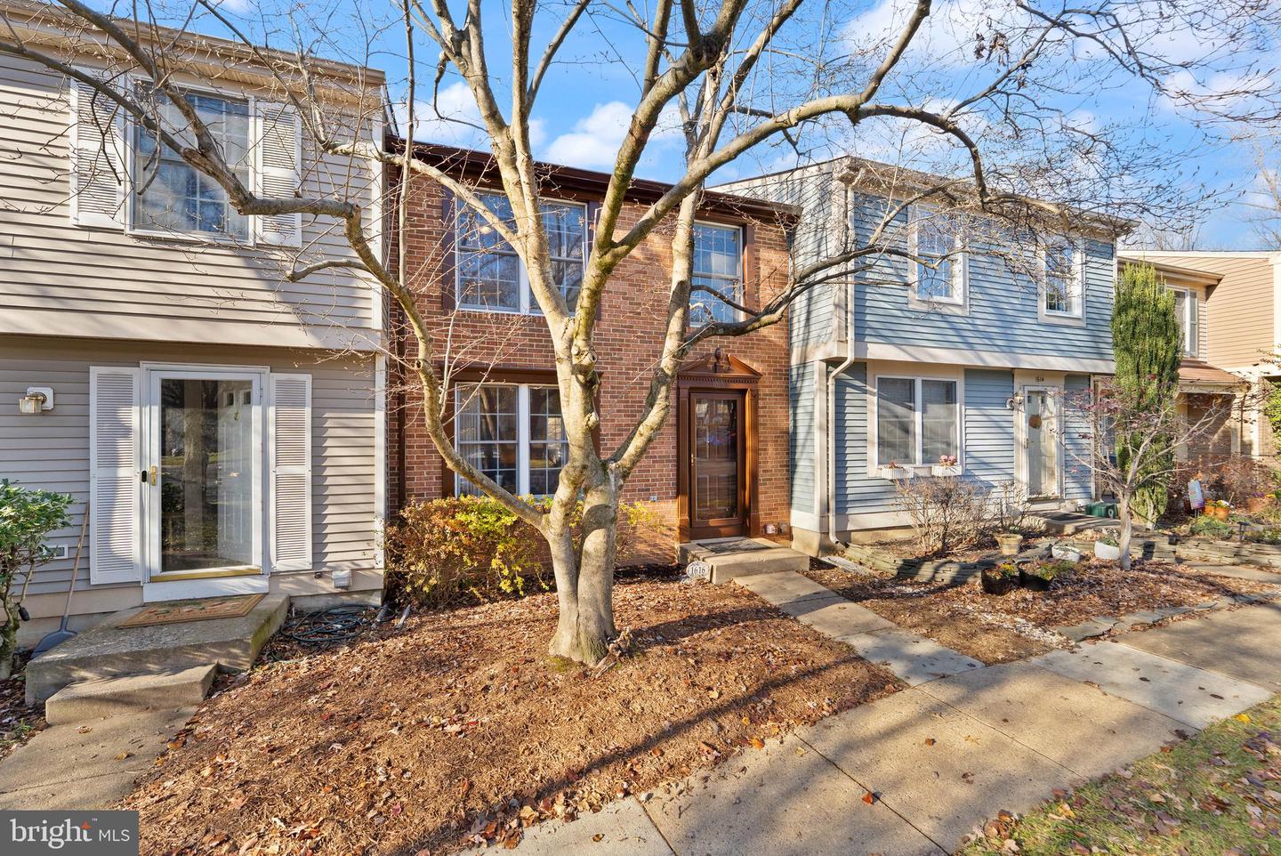 1616 BARNSTEAD DR, RESTON, Virginia 20194, 3 Bedrooms Bedrooms, ,1 BathroomBathrooms,Residential,For sale,1616 BARNSTEAD DR,VAFX2280562 MLS # VAFX2280562