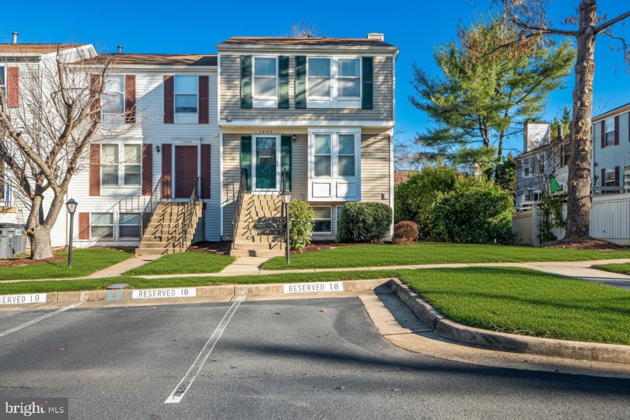 1747 SUNDANCE DR, RESTON, Virginia 20194, 3 Bedrooms Bedrooms, ,2 BathroomsBathrooms,Residential,For sale,1747 SUNDANCE DR,VAFX2280606 MLS # VAFX2280606