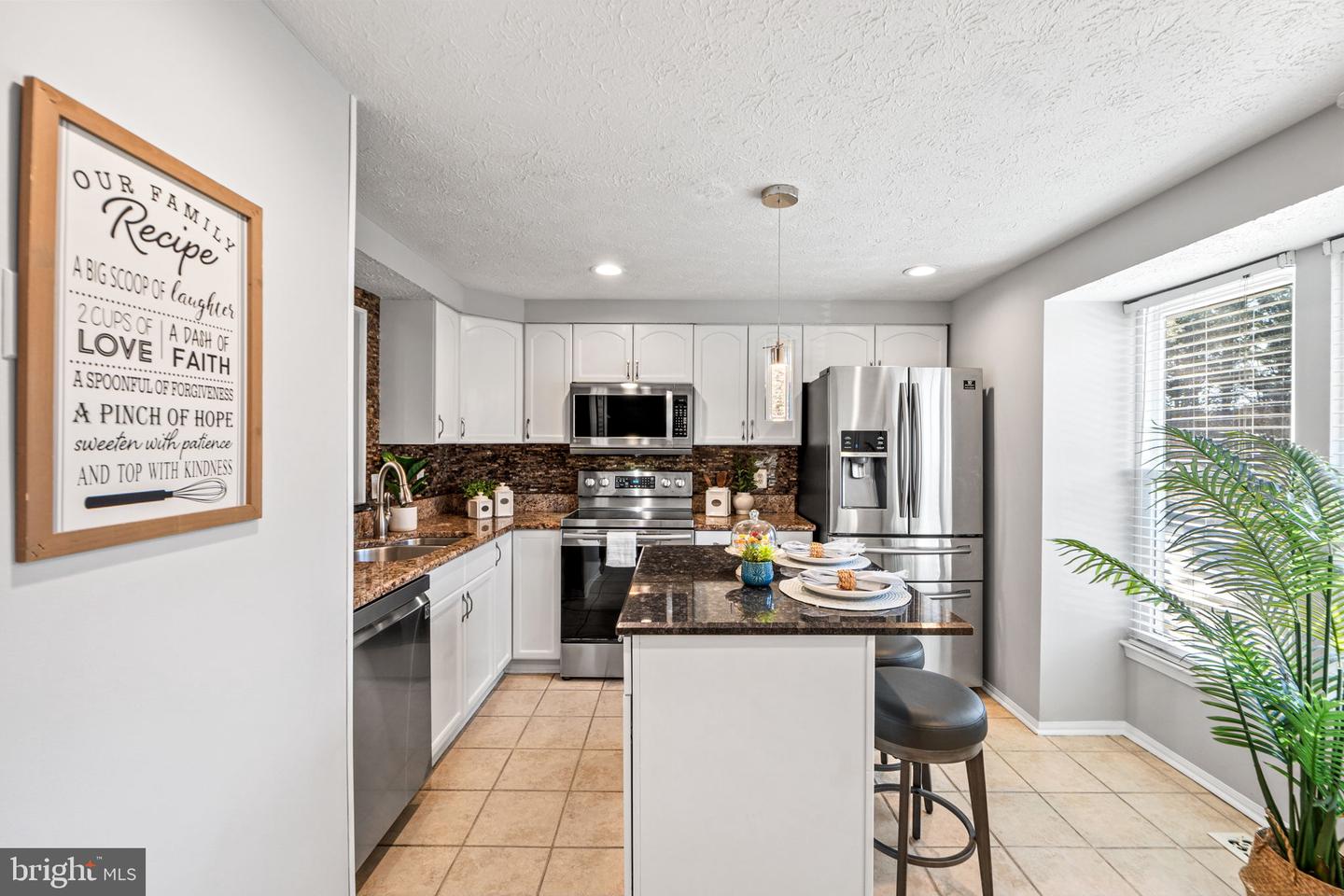 1747 SUNDANCE DR, RESTON, Virginia 20194, 3 Bedrooms Bedrooms, ,2 BathroomsBathrooms,Residential,For sale,1747 SUNDANCE DR,VAFX2280606 MLS # VAFX2280606