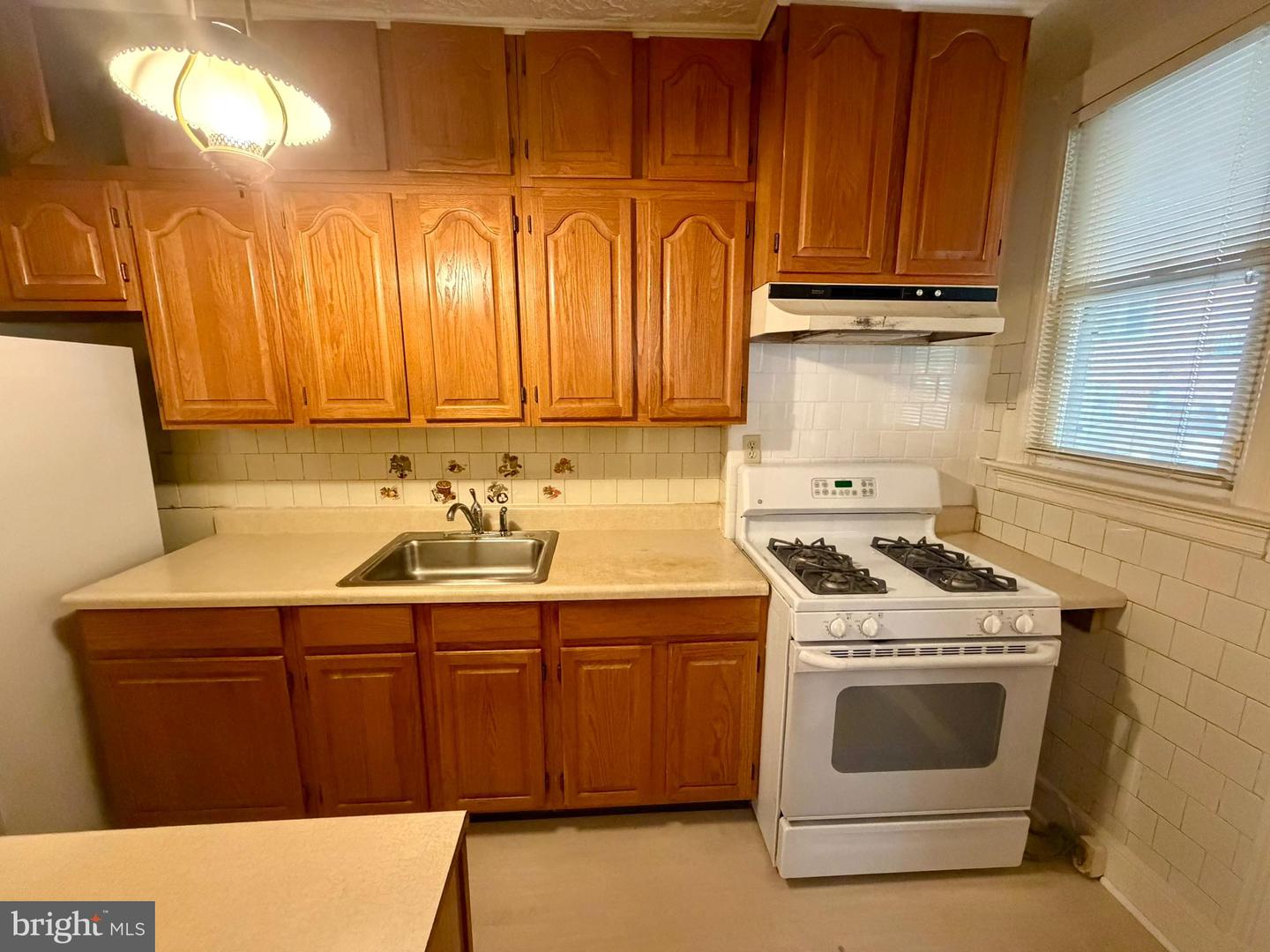 615 POWHATAN PL NW, WASHINGTON, District Of Columbia 20011, 3 Bedrooms Bedrooms, 11 Rooms Rooms,2 BathroomsBathrooms,Residential,For sale,615 POWHATAN PL NW,DCDC2233148 MLS # DCDC2233148