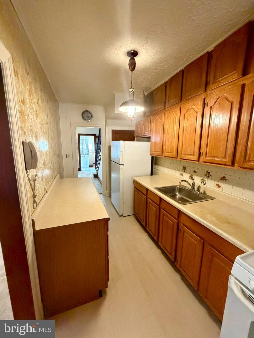 615 POWHATAN PL NW, WASHINGTON, District Of Columbia 20011, 3 Bedrooms Bedrooms, 11 Rooms Rooms,2 BathroomsBathrooms,Residential,For sale,615 POWHATAN PL NW,DCDC2233148 MLS # DCDC2233148