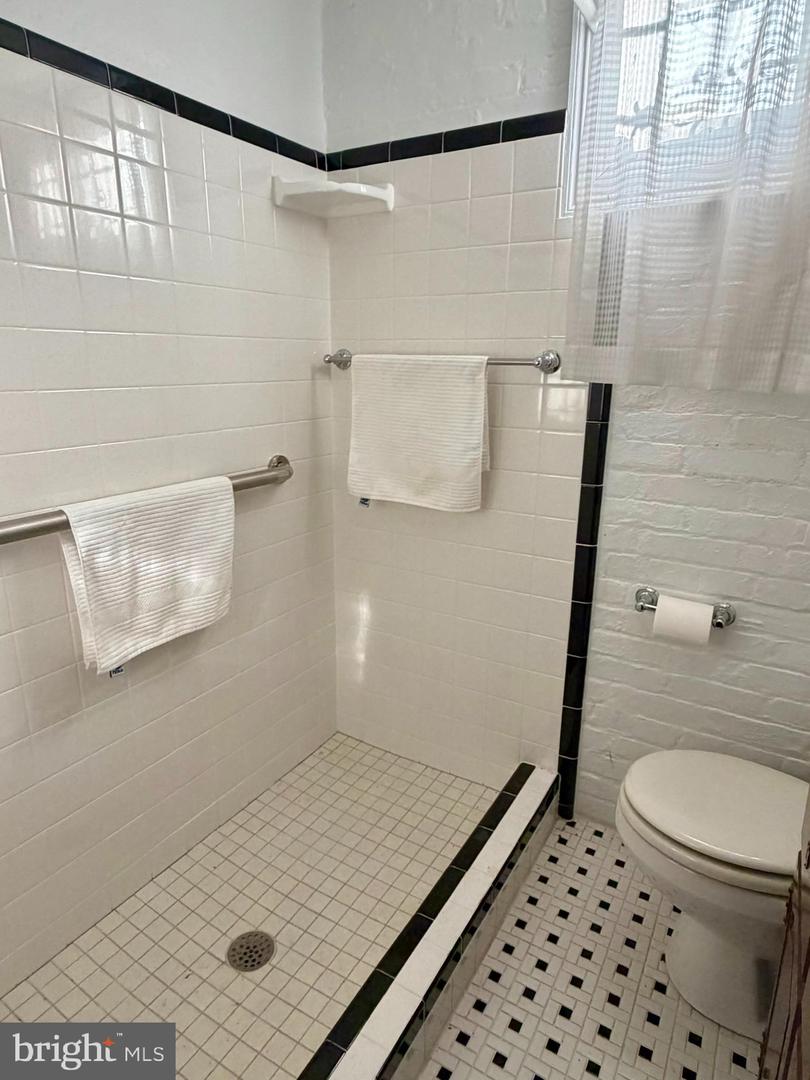 615 POWHATAN PL NW, WASHINGTON, District Of Columbia 20011, 3 Bedrooms Bedrooms, 11 Rooms Rooms,2 BathroomsBathrooms,Residential,For sale,615 POWHATAN PL NW,DCDC2233148 MLS # DCDC2233148