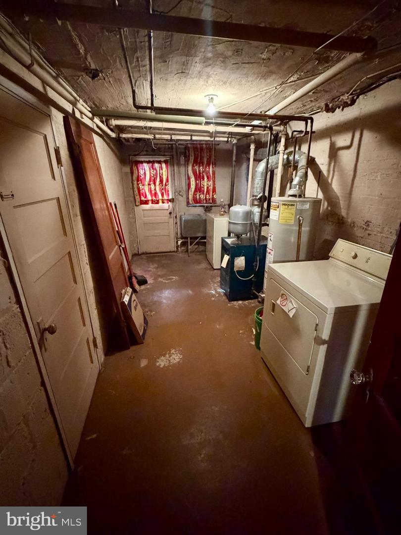 615 POWHATAN PL NW, WASHINGTON, District Of Columbia 20011, 3 Bedrooms Bedrooms, 11 Rooms Rooms,2 BathroomsBathrooms,Residential,For sale,615 POWHATAN PL NW,DCDC2233148 MLS # DCDC2233148