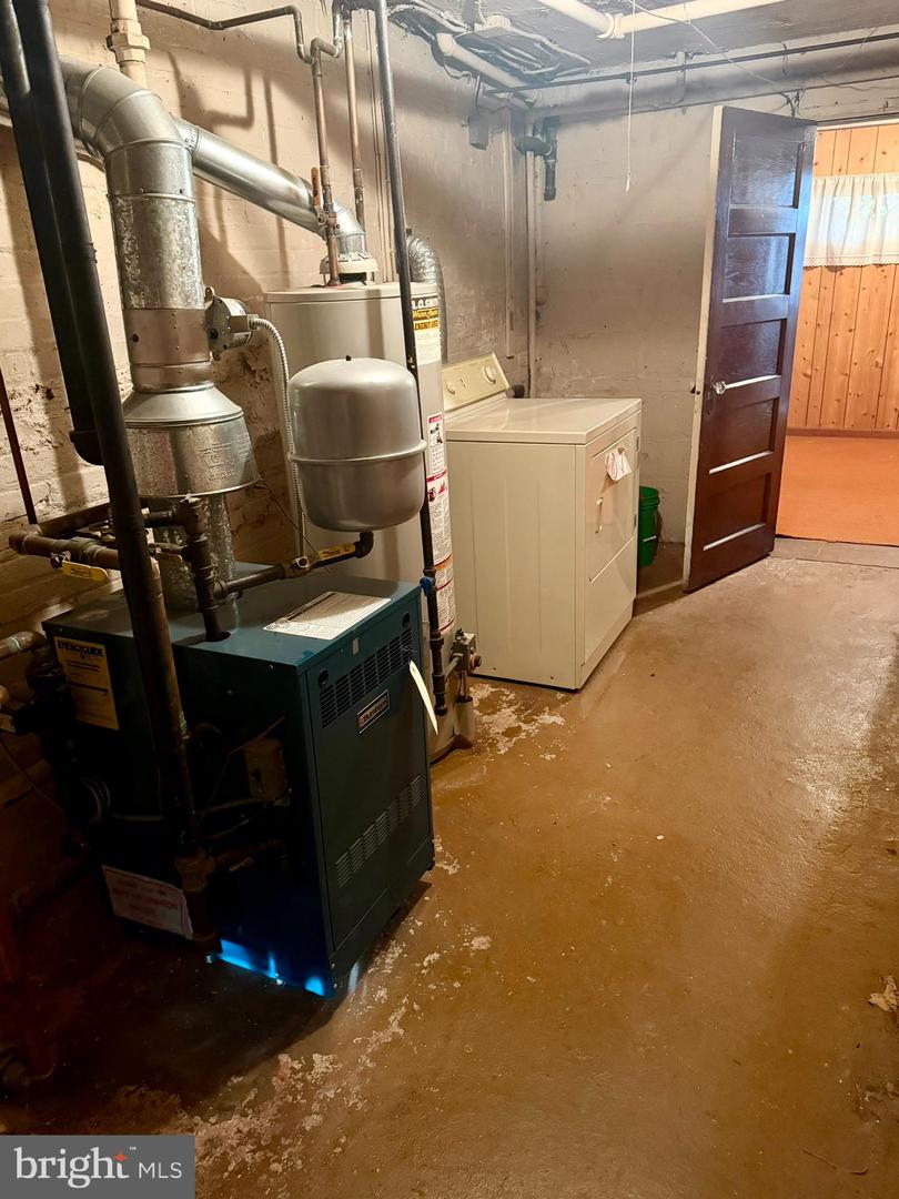 615 POWHATAN PL NW, WASHINGTON, District Of Columbia 20011, 3 Bedrooms Bedrooms, 11 Rooms Rooms,2 BathroomsBathrooms,Residential,For sale,615 POWHATAN PL NW,DCDC2233148 MLS # DCDC2233148