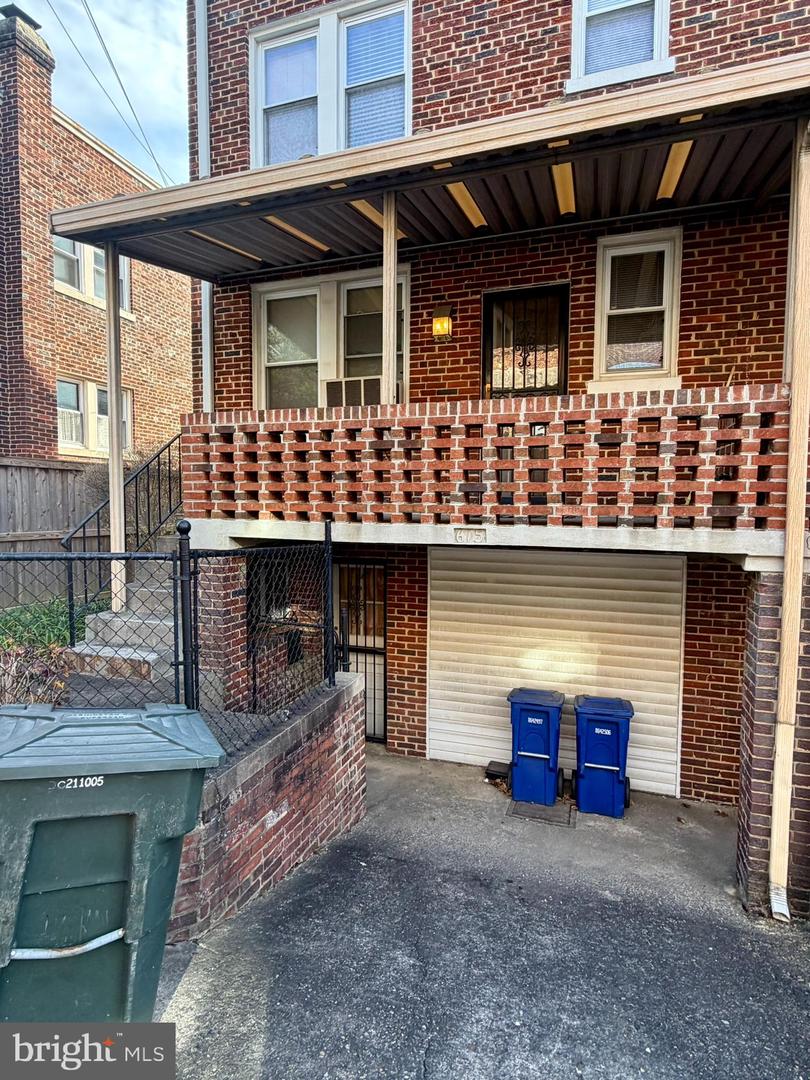615 POWHATAN PL NW, WASHINGTON, District Of Columbia 20011, 3 Bedrooms Bedrooms, 11 Rooms Rooms,2 BathroomsBathrooms,Residential,For sale,615 POWHATAN PL NW,DCDC2233148 MLS # DCDC2233148