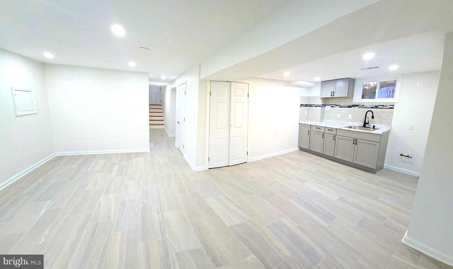 4813 LAWRENCE ST, ALEXANDRIA, Virginia 22309, 4 Bedrooms Bedrooms, ,2 BathroomsBathrooms,Residential,For sale,4813 LAWRENCE ST,VAFX2280608 MLS # VAFX2280608