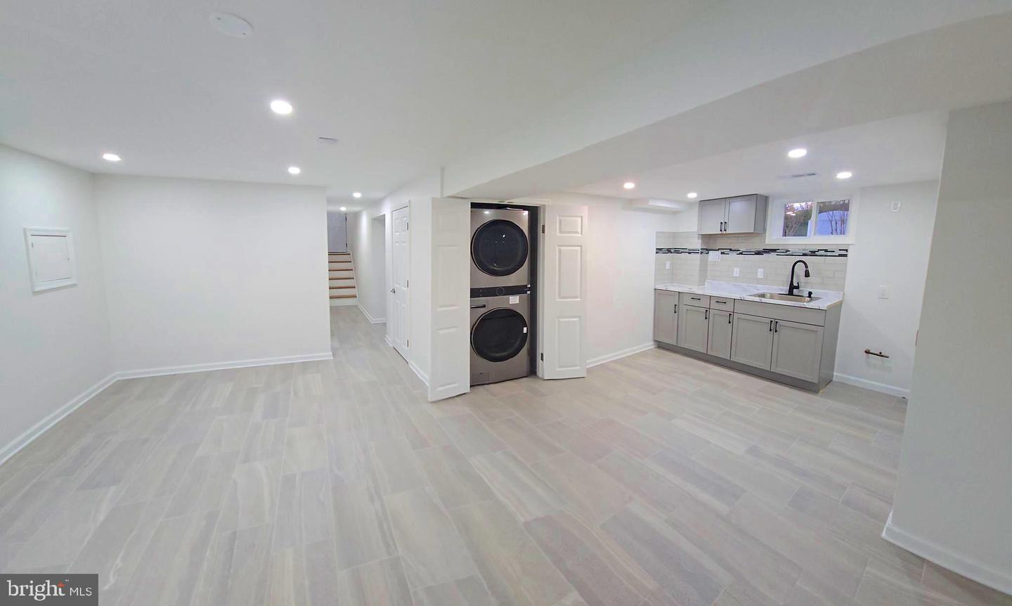 4813 LAWRENCE ST, ALEXANDRIA, Virginia 22309, 4 Bedrooms Bedrooms, ,2 BathroomsBathrooms,Residential,For sale,4813 LAWRENCE ST,VAFX2280608 MLS # VAFX2280608