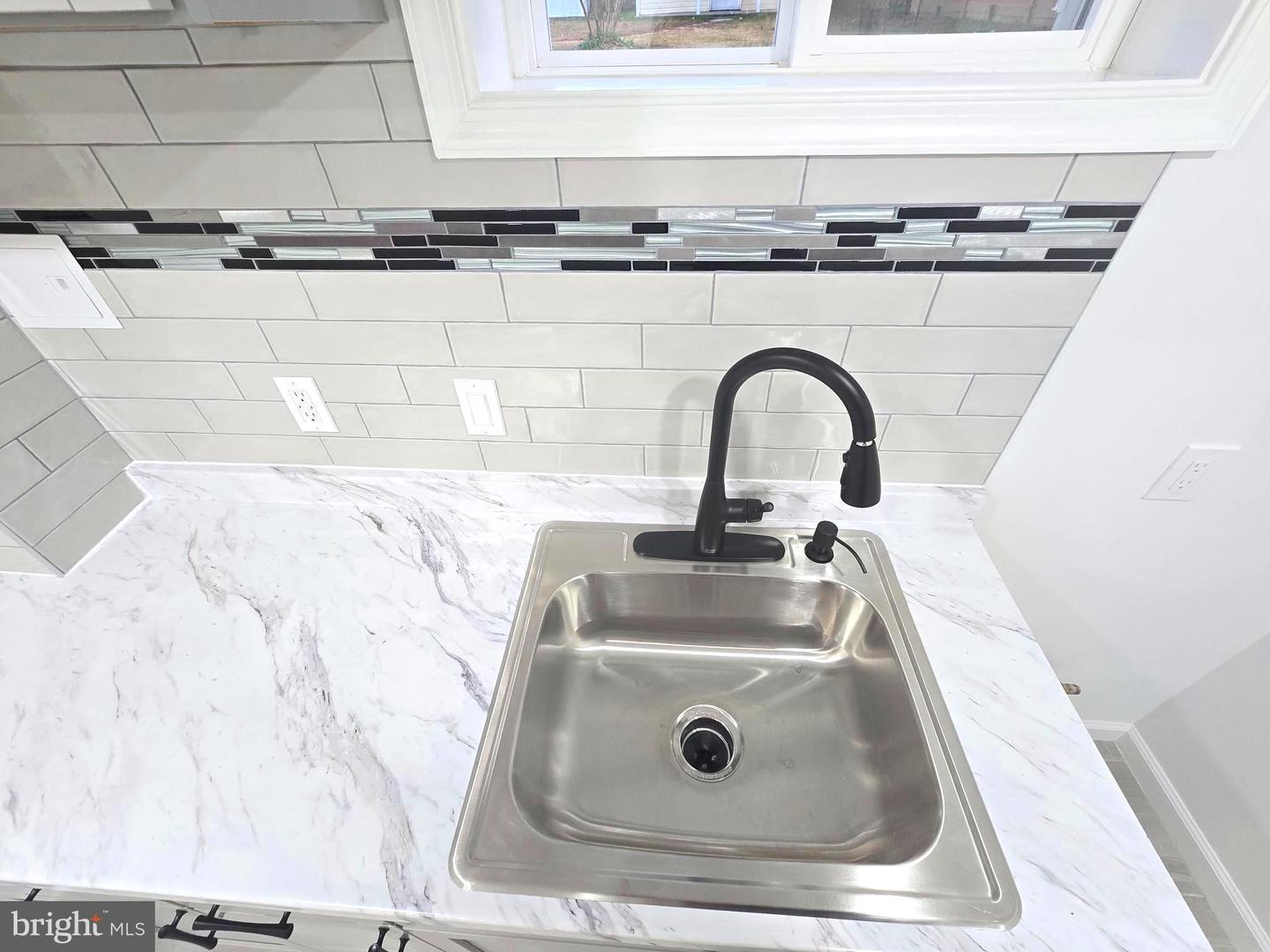 4813 LAWRENCE ST, ALEXANDRIA, Virginia 22309, 4 Bedrooms Bedrooms, ,2 BathroomsBathrooms,Residential,For sale,4813 LAWRENCE ST,VAFX2280608 MLS # VAFX2280608