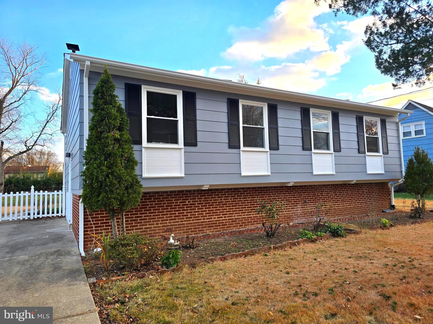4813 LAWRENCE ST, ALEXANDRIA, Virginia 22309, 4 Bedrooms Bedrooms, ,2 BathroomsBathrooms,Residential,For sale,4813 LAWRENCE ST,VAFX2280608 MLS # VAFX2280608