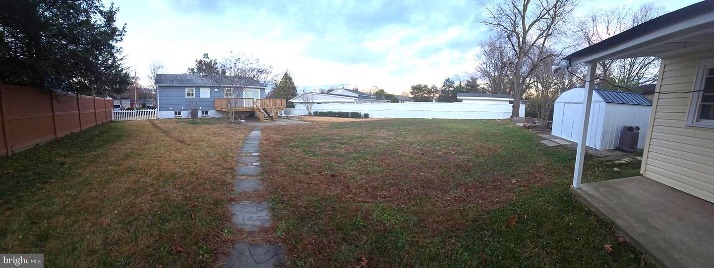 4813 LAWRENCE ST, ALEXANDRIA, Virginia 22309, 4 Bedrooms Bedrooms, ,2 BathroomsBathrooms,Residential,For sale,4813 LAWRENCE ST,VAFX2280608 MLS # VAFX2280608