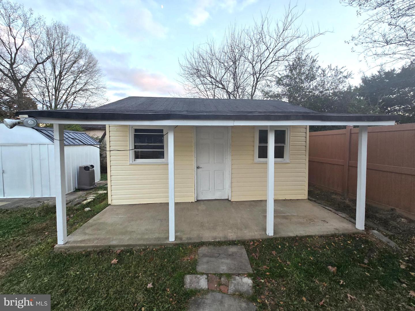 4813 LAWRENCE ST, ALEXANDRIA, Virginia 22309, 4 Bedrooms Bedrooms, ,2 BathroomsBathrooms,Residential,For sale,4813 LAWRENCE ST,VAFX2280608 MLS # VAFX2280608