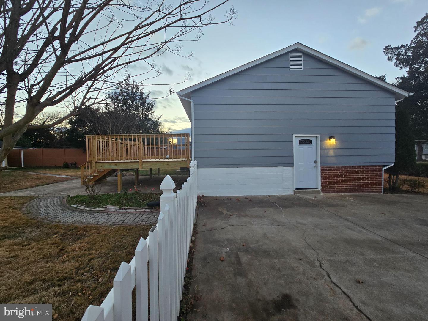 4813 LAWRENCE ST, ALEXANDRIA, Virginia 22309, 4 Bedrooms Bedrooms, ,2 BathroomsBathrooms,Residential,For sale,4813 LAWRENCE ST,VAFX2280608 MLS # VAFX2280608