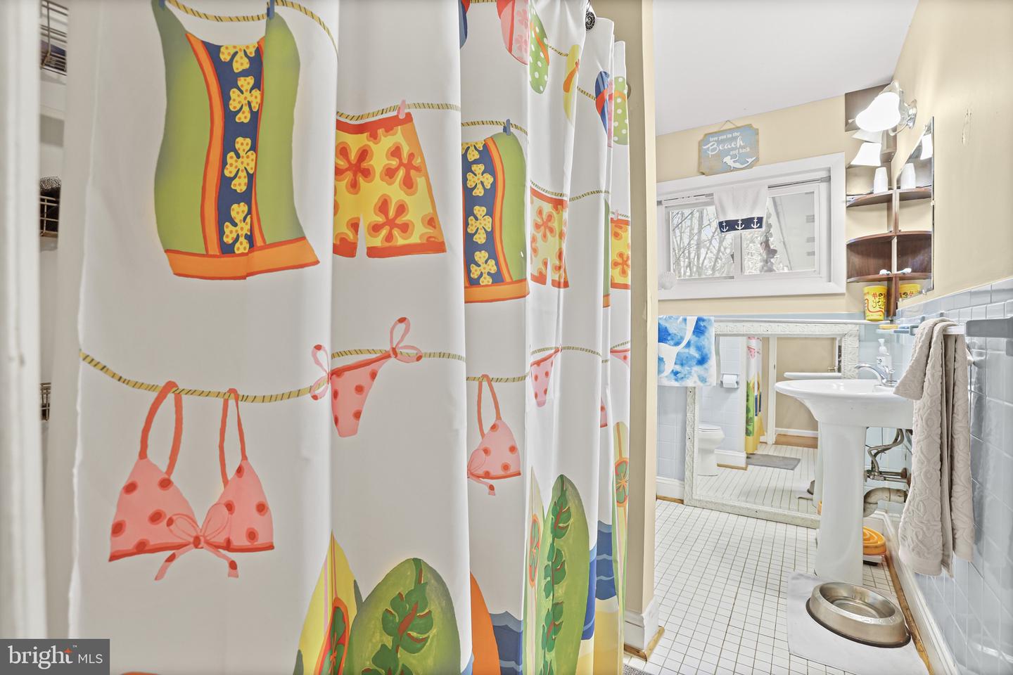 3504 WAKEFIELD ST, COLONIAL BEACH, Virginia 22443, 3 Bedrooms Bedrooms, 6 Rooms Rooms,2 BathroomsBathrooms,Residential,For sale,3504 WAKEFIELD ST,VAWE2010176 MLS # VAWE2010176