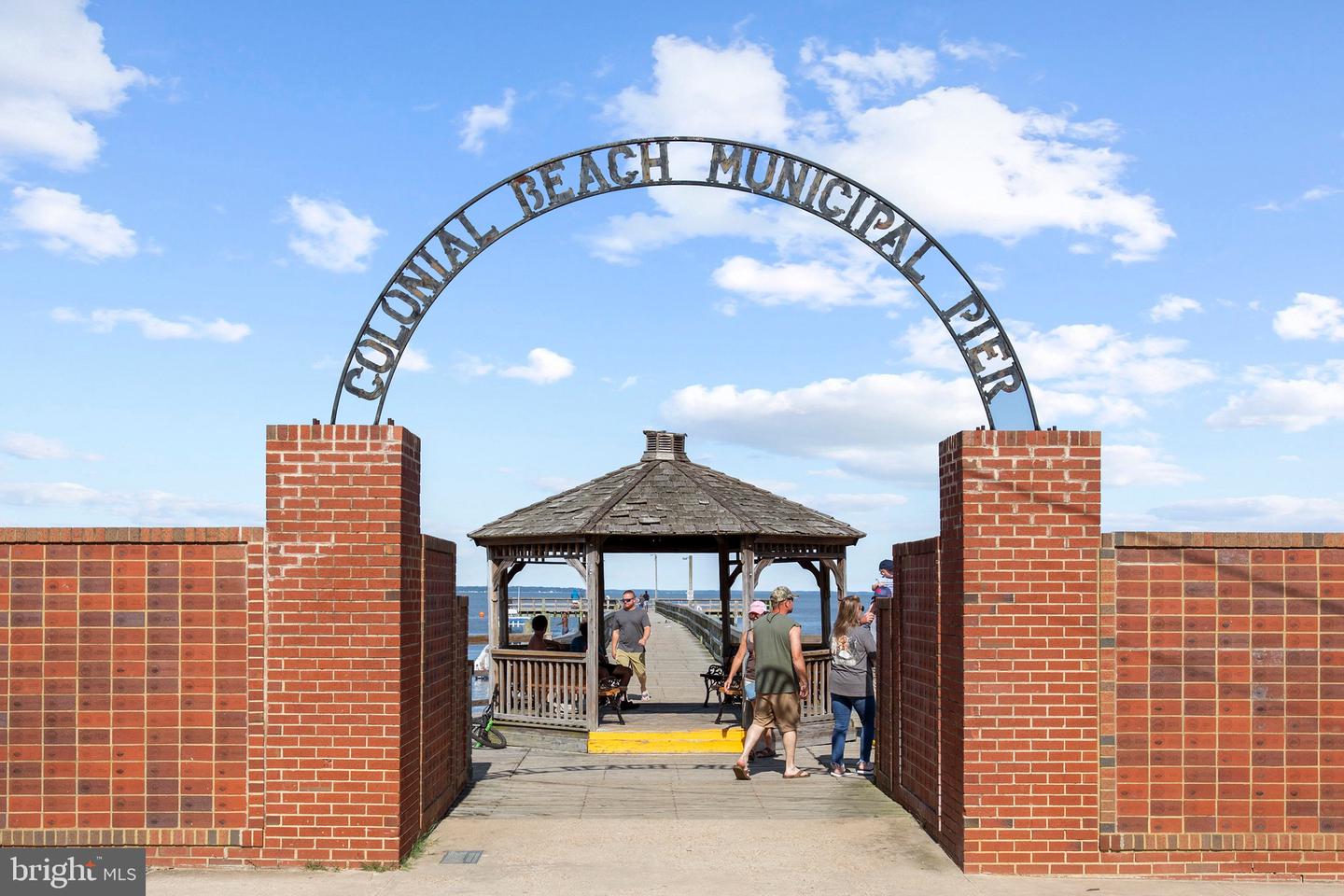 3504 WAKEFIELD ST, COLONIAL BEACH, Virginia 22443, 3 Bedrooms Bedrooms, 6 Rooms Rooms,2 BathroomsBathrooms,Residential,For sale,3504 WAKEFIELD ST,VAWE2010176 MLS # VAWE2010176