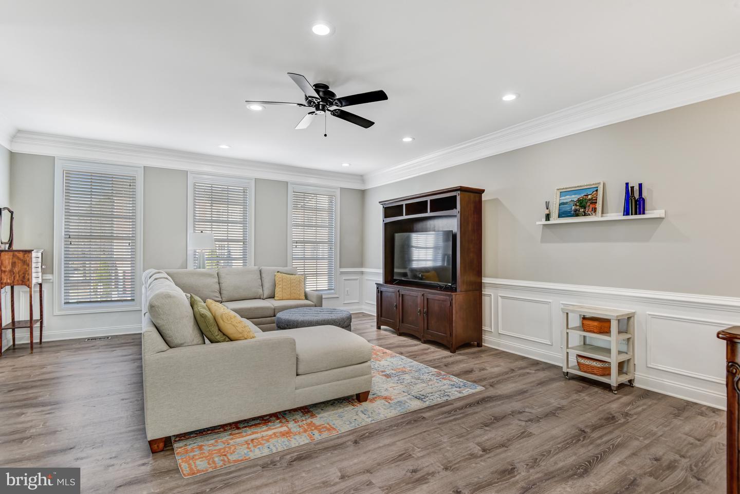 6899 BOOTHE LN, HAYMARKET, Virginia 20169, 3 Bedrooms Bedrooms, ,2 BathroomsBathrooms,Residential,For sale,6899 BOOTHE LN,VAPW2108416 MLS # VAPW2108416