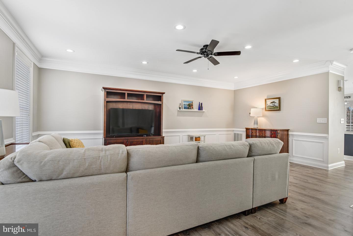 6899 BOOTHE LN, HAYMARKET, Virginia 20169, 3 Bedrooms Bedrooms, ,2 BathroomsBathrooms,Residential,For sale,6899 BOOTHE LN,VAPW2108416 MLS # VAPW2108416