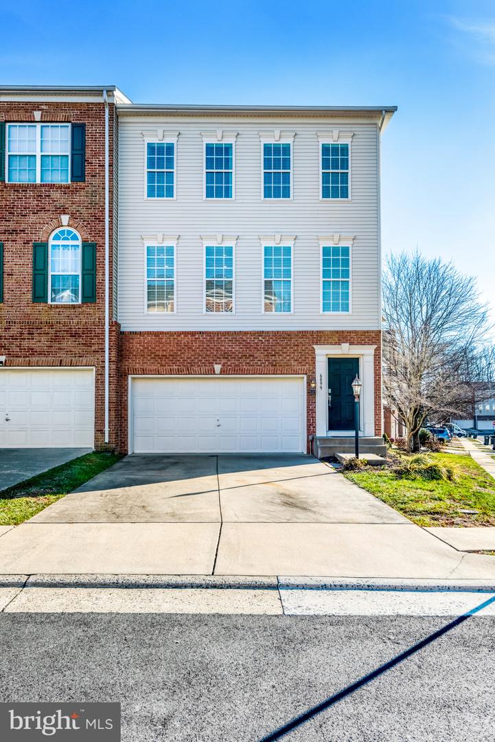 6899 BOOTHE LN, HAYMARKET, Virginia 20169, 3 Bedrooms Bedrooms, ,2 BathroomsBathrooms,Residential,For sale,6899 BOOTHE LN,VAPW2108416 MLS # VAPW2108416