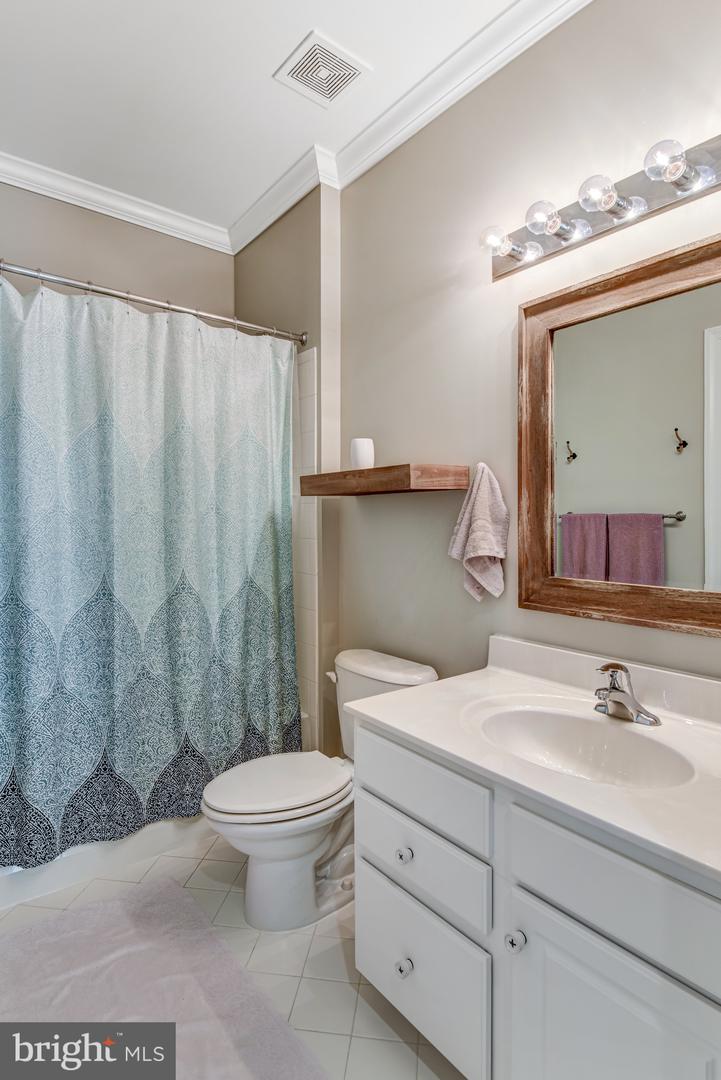 6899 BOOTHE LN, HAYMARKET, Virginia 20169, 3 Bedrooms Bedrooms, ,2 BathroomsBathrooms,Residential,For sale,6899 BOOTHE LN,VAPW2108416 MLS # VAPW2108416