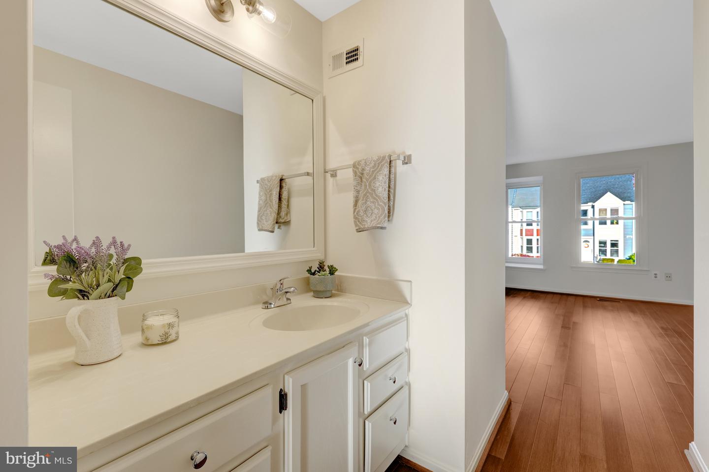 11200 SILENTWOOD LN, RESTON, Virginia 20191, 2 Bedrooms Bedrooms, ,2 BathroomsBathrooms,Residential,For sale,11200 SILENTWOOD LN,VAFX2280684 MLS # VAFX2280684 11200 SILENTWOOD LN, RESTON, Virginia 20191, 2 Bedrooms Bedrooms, ,2 BathroomsBathrooms,Residential,For sale,11200 SILENTWOOD LN,VAFX2280684 MLS # VAFX2280684