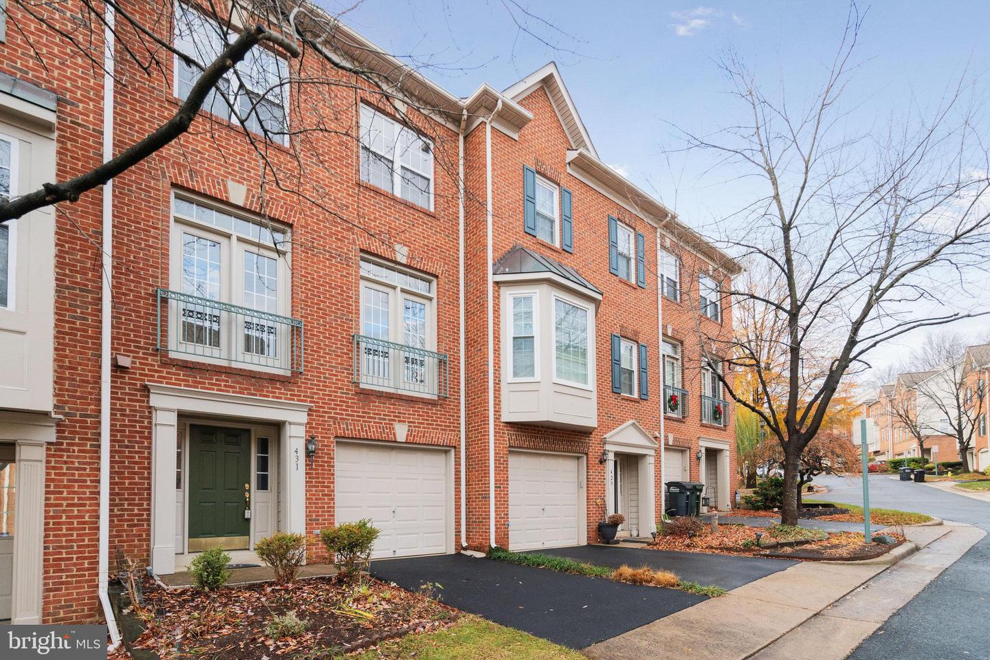 431 STANTON PL, ALEXANDRIA, Virginia 22304, 2 Bedrooms Bedrooms, ,2 BathroomsBathrooms,Residential,For sale,431 STANTON PL,VAAX2052086 MLS # VAAX2052086