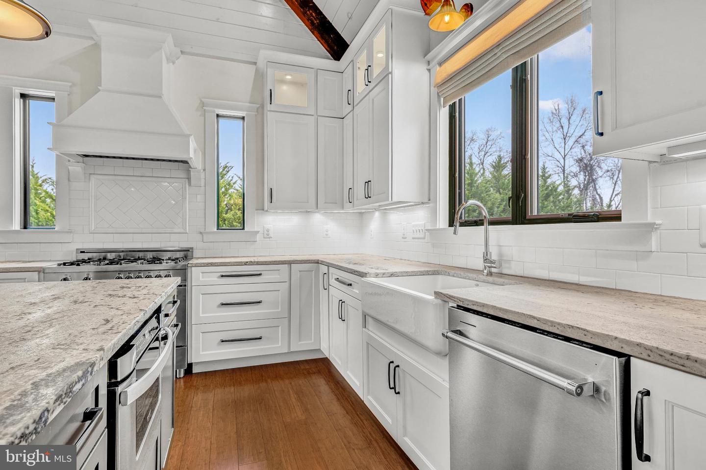 19116 NICHOLSON FARM LN, PURCELLVILLE, Virginia 20132, 4 Bedrooms Bedrooms, ,4 BathroomsBathrooms,Residential,For sale,19116 NICHOLSON FARM LN,VALO2111778 MLS # VALO2111778