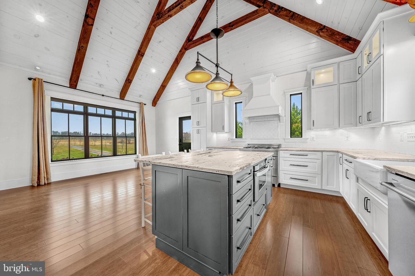 19116 NICHOLSON FARM LN, PURCELLVILLE, Virginia 20132, 4 Bedrooms Bedrooms, ,4 BathroomsBathrooms,Residential,For sale,19116 NICHOLSON FARM LN,VALO2111778 MLS # VALO2111778