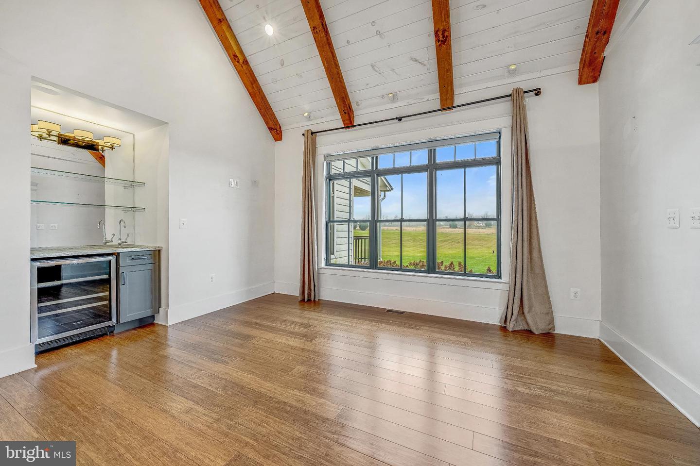 19116 NICHOLSON FARM LN, PURCELLVILLE, Virginia 20132, 4 Bedrooms Bedrooms, ,4 BathroomsBathrooms,Residential,For sale,19116 NICHOLSON FARM LN,VALO2111778 MLS # VALO2111778