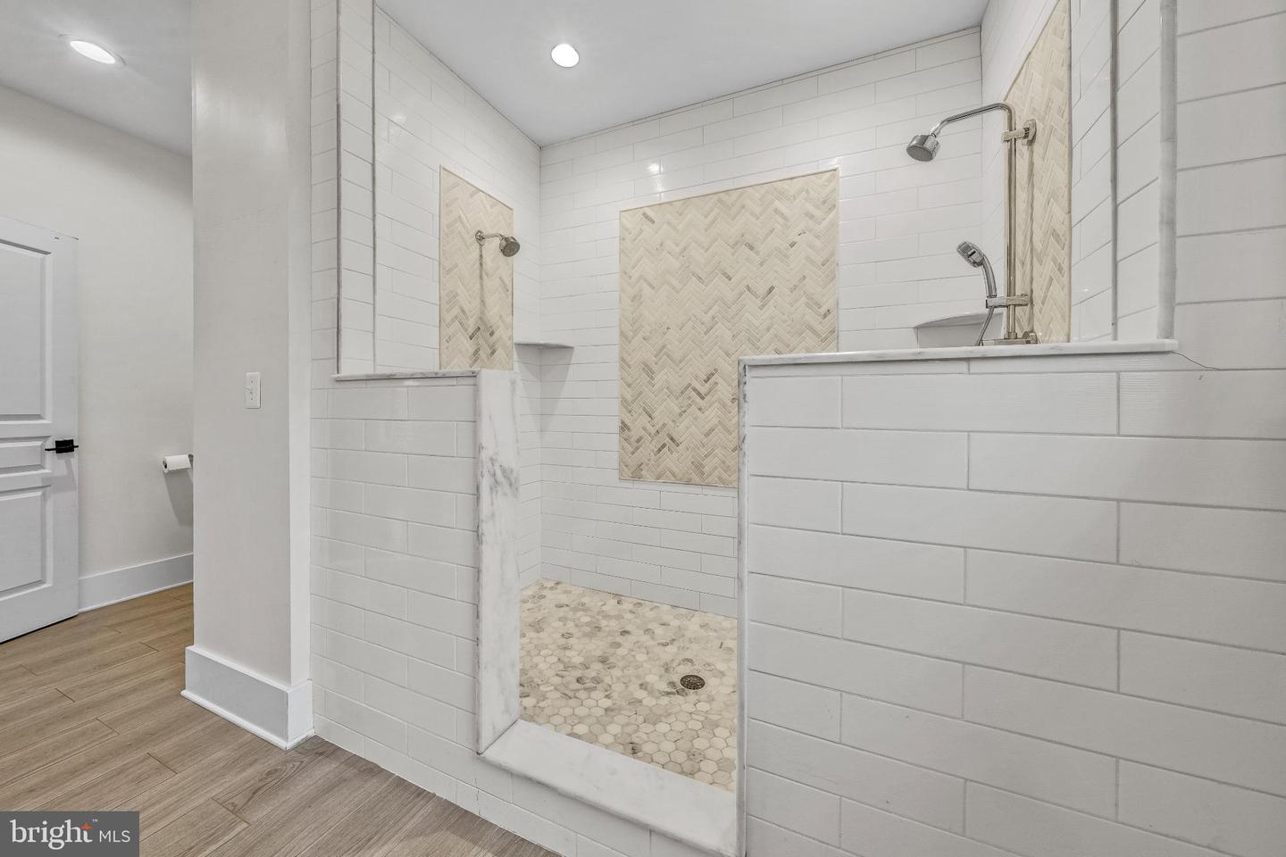 19116 NICHOLSON FARM LN, PURCELLVILLE, Virginia 20132, 4 Bedrooms Bedrooms, ,4 BathroomsBathrooms,Residential,For sale,19116 NICHOLSON FARM LN,VALO2111778 MLS # VALO2111778