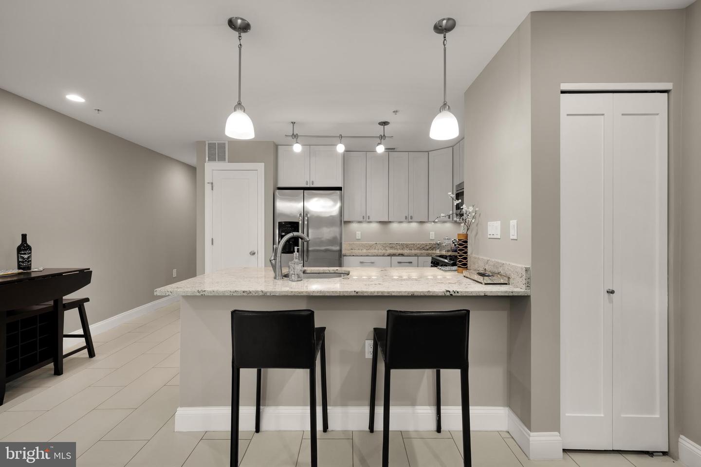 1135 6TH ST NW #1, WASHINGTON, District Of Columbia 20001, 2 Bedrooms Bedrooms, ,2 BathroomsBathrooms,Residential,For sale,1135 6TH ST NW #1,DCDC2233430 MLS # DCDC2233430