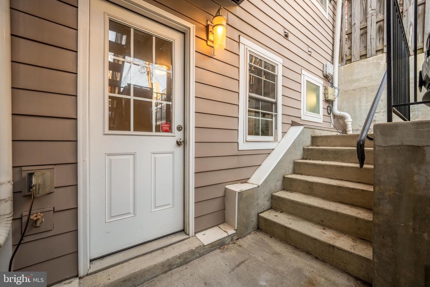 1135 6TH ST NW #1, WASHINGTON, District Of Columbia 20001, 2 Bedrooms Bedrooms, ,2 BathroomsBathrooms,Residential,For sale,1135 6TH ST NW #1,DCDC2233430 MLS # DCDC2233430