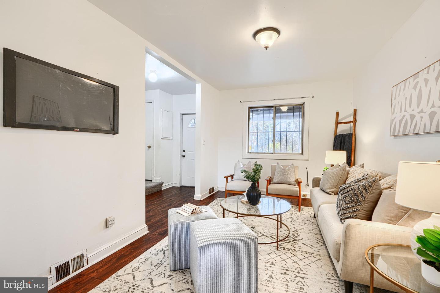 537 42ND ST NE, WASHINGTON, District Of Columbia 20019, 3 Bedrooms Bedrooms, ,3 BathroomsBathrooms,Residential,For sale,537 42ND ST NE,DCDC2233506 MLS # DCDC2233506