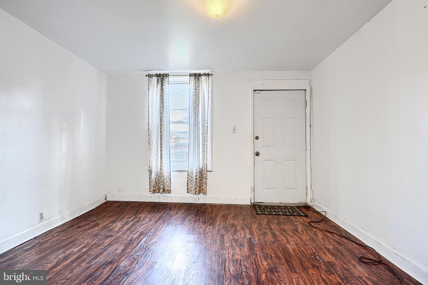 537 42ND ST NE, WASHINGTON, District Of Columbia 20019, 3 Bedrooms Bedrooms, ,3 BathroomsBathrooms,Residential,For sale,537 42ND ST NE,DCDC2233506 MLS # DCDC2233506