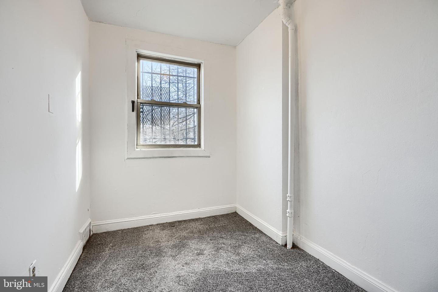 537 42ND ST NE, WASHINGTON, District Of Columbia 20019, 3 Bedrooms Bedrooms, ,3 BathroomsBathrooms,Residential,For sale,537 42ND ST NE,DCDC2233506 MLS # DCDC2233506