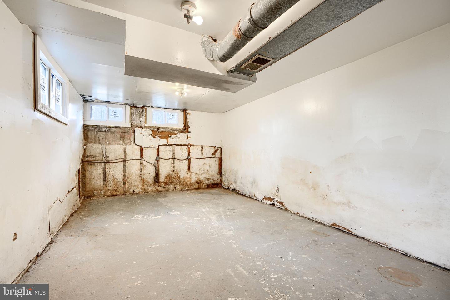 537 42ND ST NE, WASHINGTON, District Of Columbia 20019, 3 Bedrooms Bedrooms, ,3 BathroomsBathrooms,Residential,For sale,537 42ND ST NE,DCDC2233506 MLS # DCDC2233506