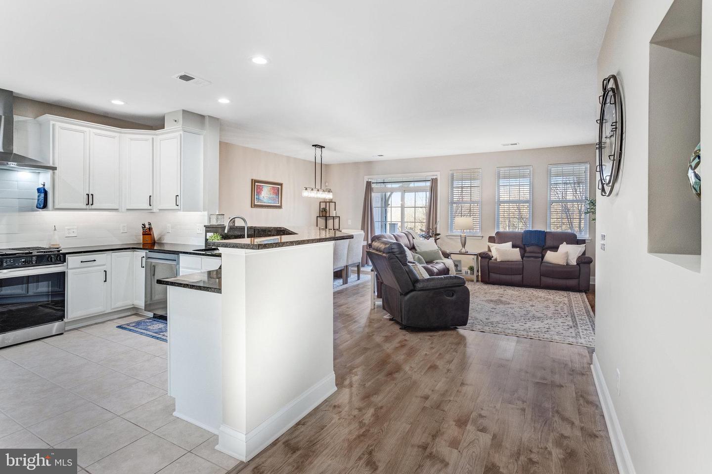 13804 GREENDALE DR #68, WOODBRIDGE, Virginia 22191, 4 Bedrooms Bedrooms, ,2 BathroomsBathrooms,Residential,For sale,13804 GREENDALE DR #68,VAPW2108556 MLS # VAPW2108556