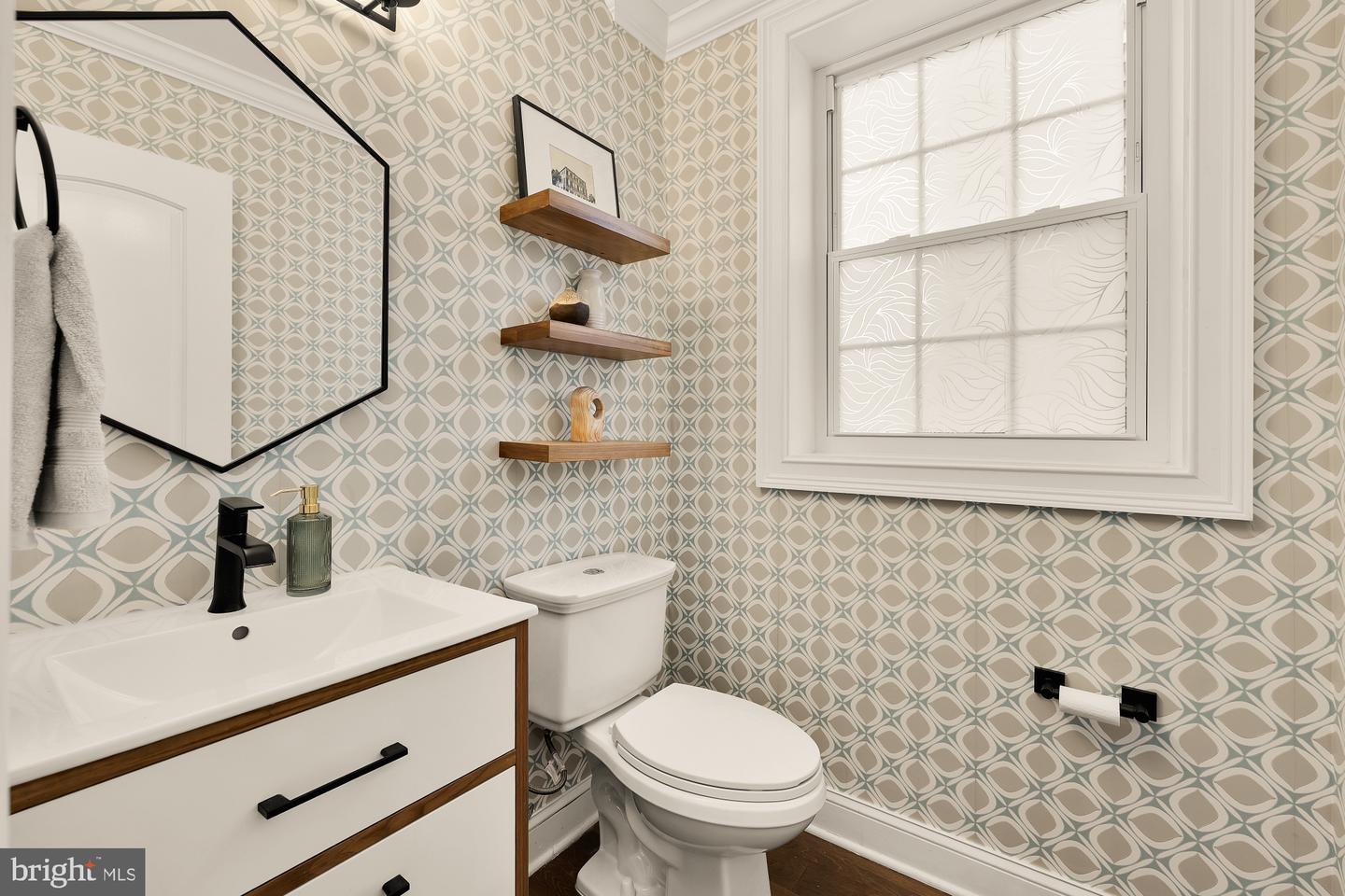 1406 LAWRENCE ST NE, WASHINGTON, District Of Columbia 20017, 4 Bedrooms Bedrooms, ,3 BathroomsBathrooms,Residential,For sale,1406 LAWRENCE ST NE,DCDC2233568 MLS # DCDC2233568