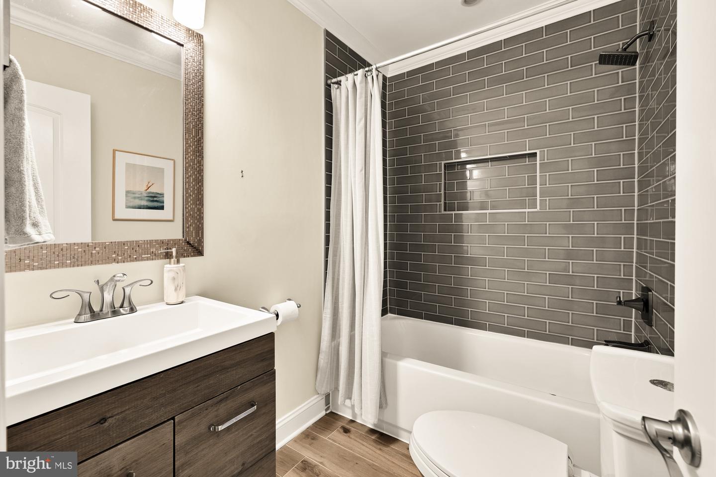 1406 LAWRENCE ST NE, WASHINGTON, District Of Columbia 20017, 4 Bedrooms Bedrooms, ,3 BathroomsBathrooms,Residential,For sale,1406 LAWRENCE ST NE,DCDC2233568 MLS # DCDC2233568