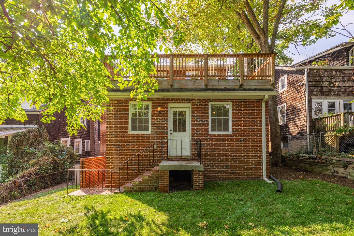 1406 LAWRENCE ST NE, WASHINGTON, District Of Columbia 20017, 4 Bedrooms Bedrooms, ,3 BathroomsBathrooms,Residential,For sale,1406 LAWRENCE ST NE,DCDC2233568 MLS # DCDC2233568
