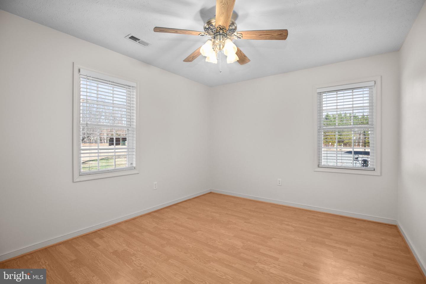 14671 DEEPWOOD LN, NOKESVILLE, Virginia 20181, 3 Bedrooms Bedrooms, ,2 BathroomsBathrooms,Residential,For sale,14671 DEEPWOOD LN,VAPW2108572 MLS # VAPW2108572