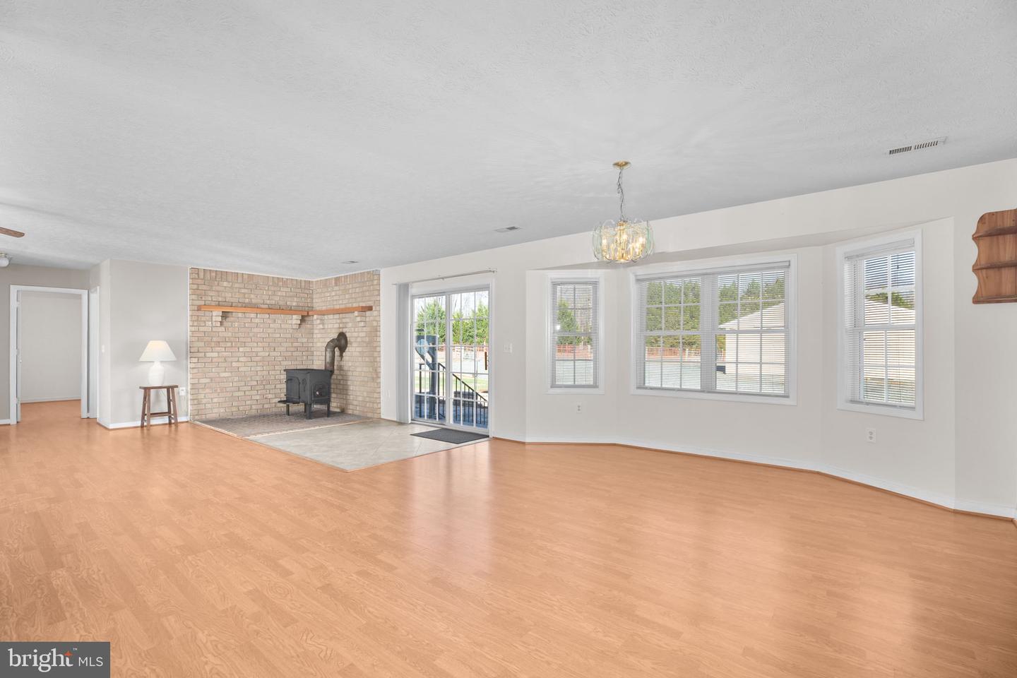 14671 DEEPWOOD LN, NOKESVILLE, Virginia 20181, 3 Bedrooms Bedrooms, ,2 BathroomsBathrooms,Residential,For sale,14671 DEEPWOOD LN,VAPW2108572 MLS # VAPW2108572